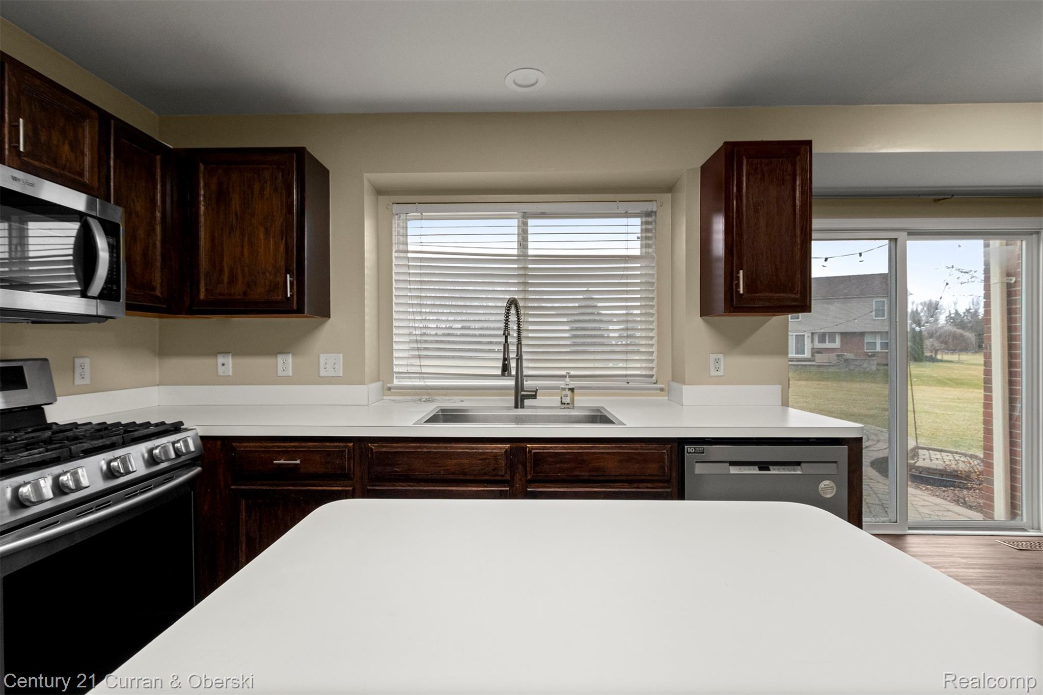 Canton Charter Township, Michigan, 48188, United States, 4 Bedrooms Bedrooms, ,3 BathroomsBathrooms,Residential,For Sale,2009300