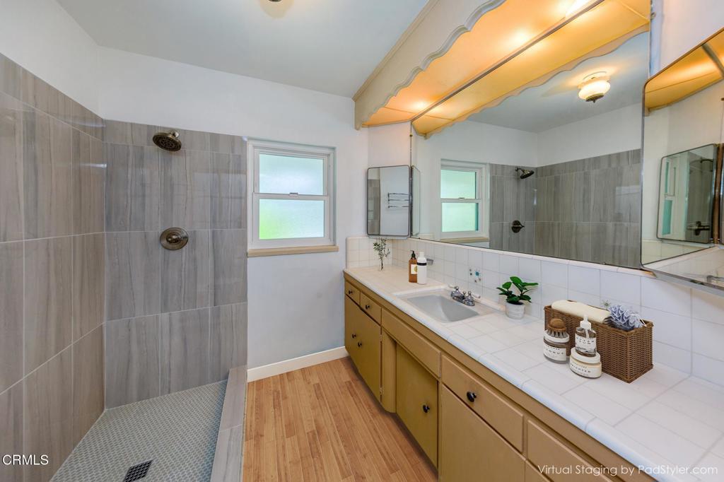 South Pasadena, California, 91030, United States, 2 Bedrooms Bedrooms, ,1 BathroomBathrooms,Residential,For Sale,1974282