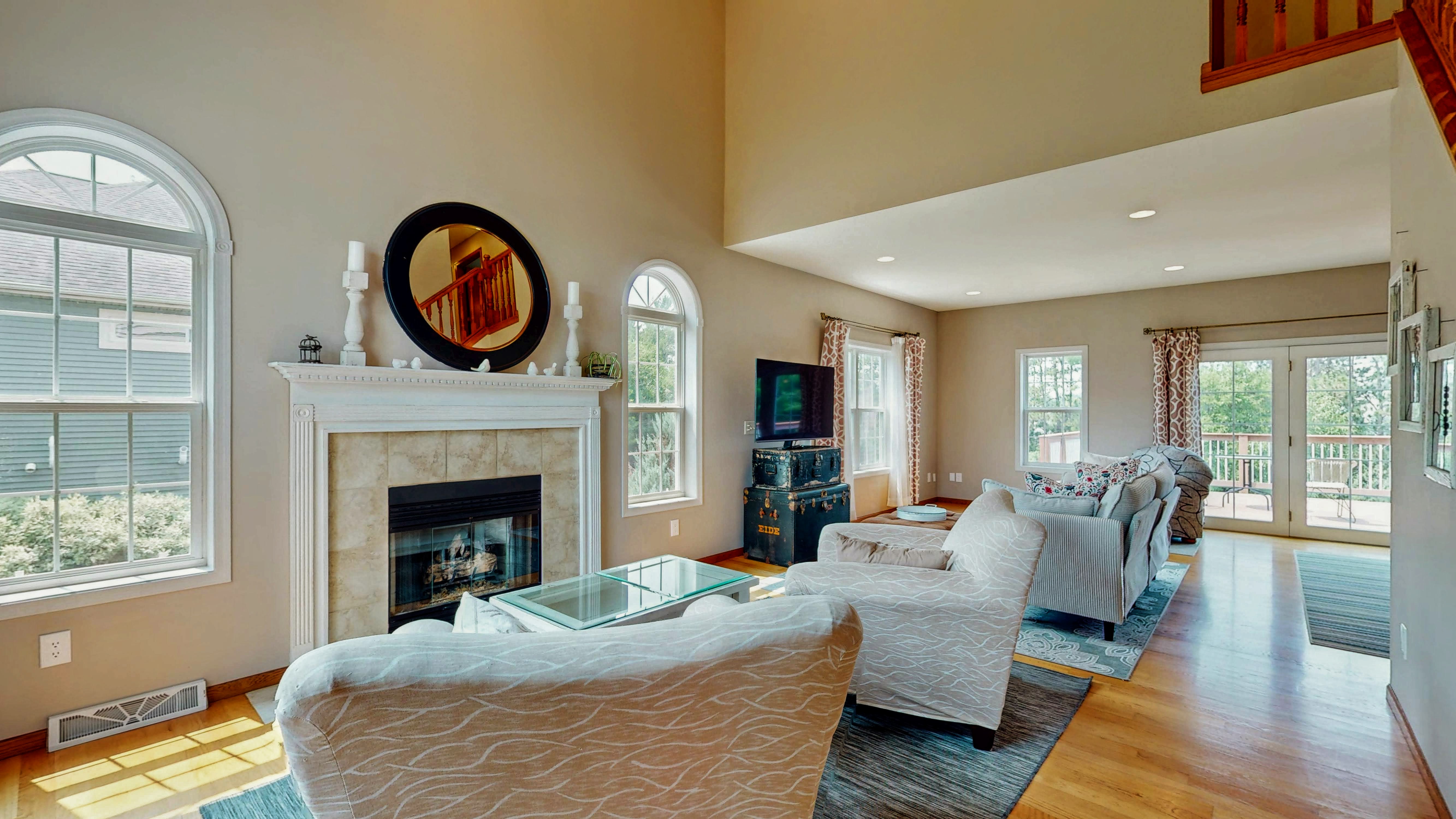 Koshkonong, Wisconsin, 53538, United States, 4 Bedrooms Bedrooms, ,4 BathroomsBathrooms,Residential,For Sale,1982148