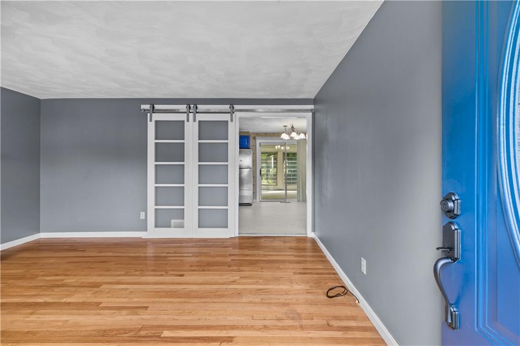 North Kingstown, Rhode Island, 02852, United States, 3 Bedrooms Bedrooms, ,2 BathroomsBathrooms,Residential,For Sale,1976998