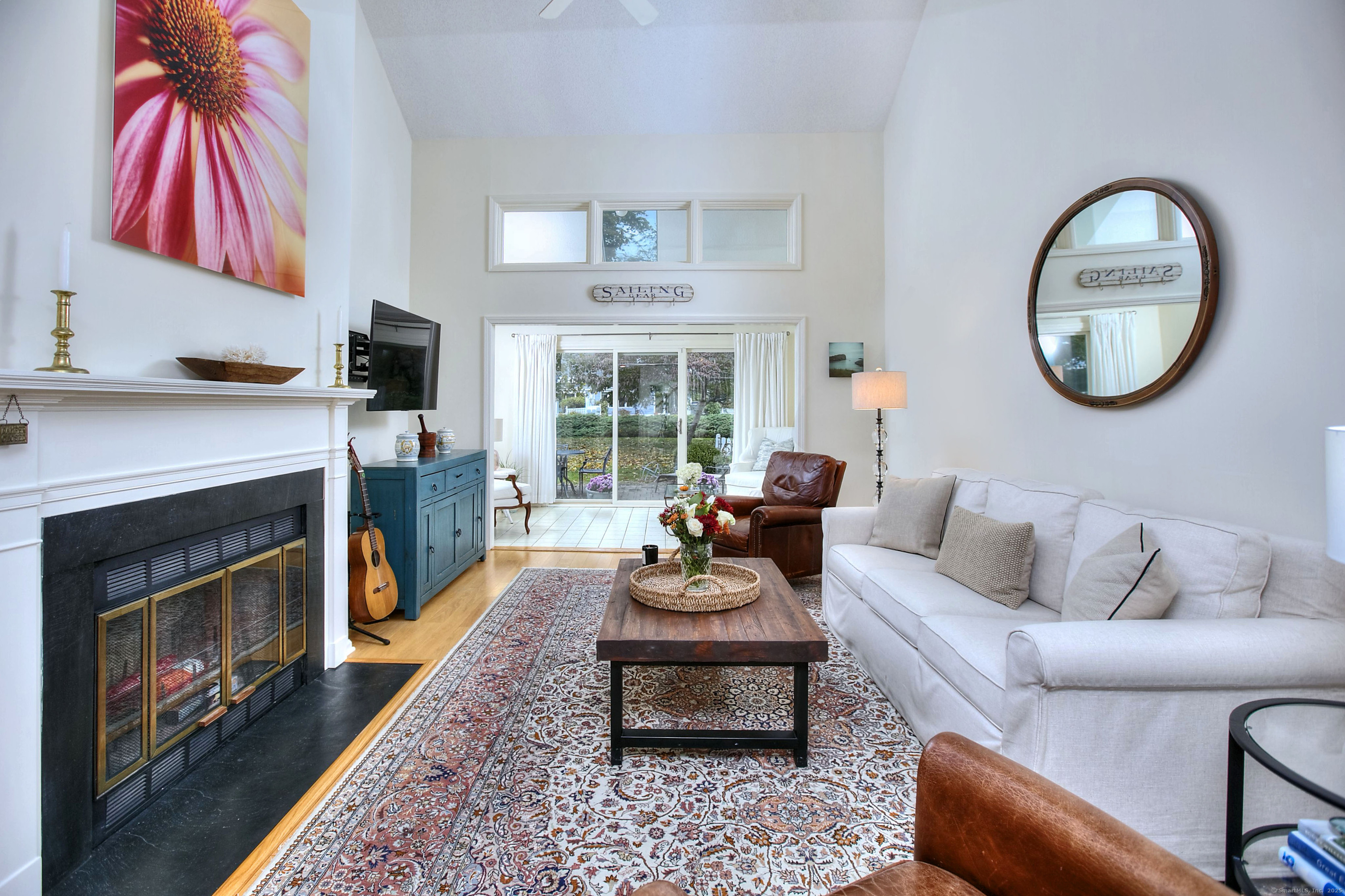 Westport, Connecticut, 06880, United States, 2 Bedrooms Bedrooms, ,3 BathroomsBathrooms,Residential,For Sale,1988257