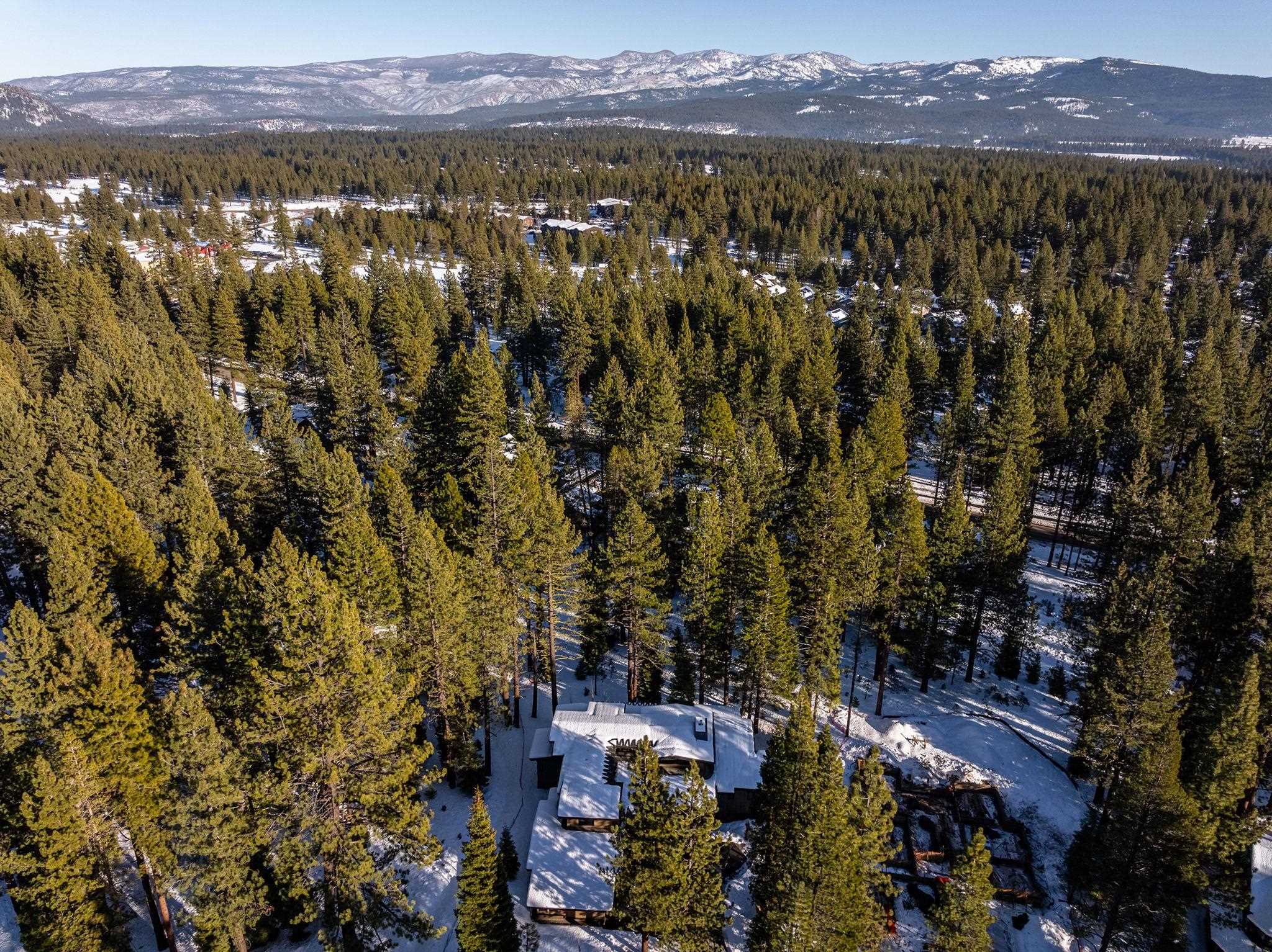 11161 Parkland Drive, Truckee, California, 96161, United States, 5 Bedrooms Bedrooms, ,4 BathroomsBathrooms,Residential,For Sale,11161 Parkland Drive,1675339