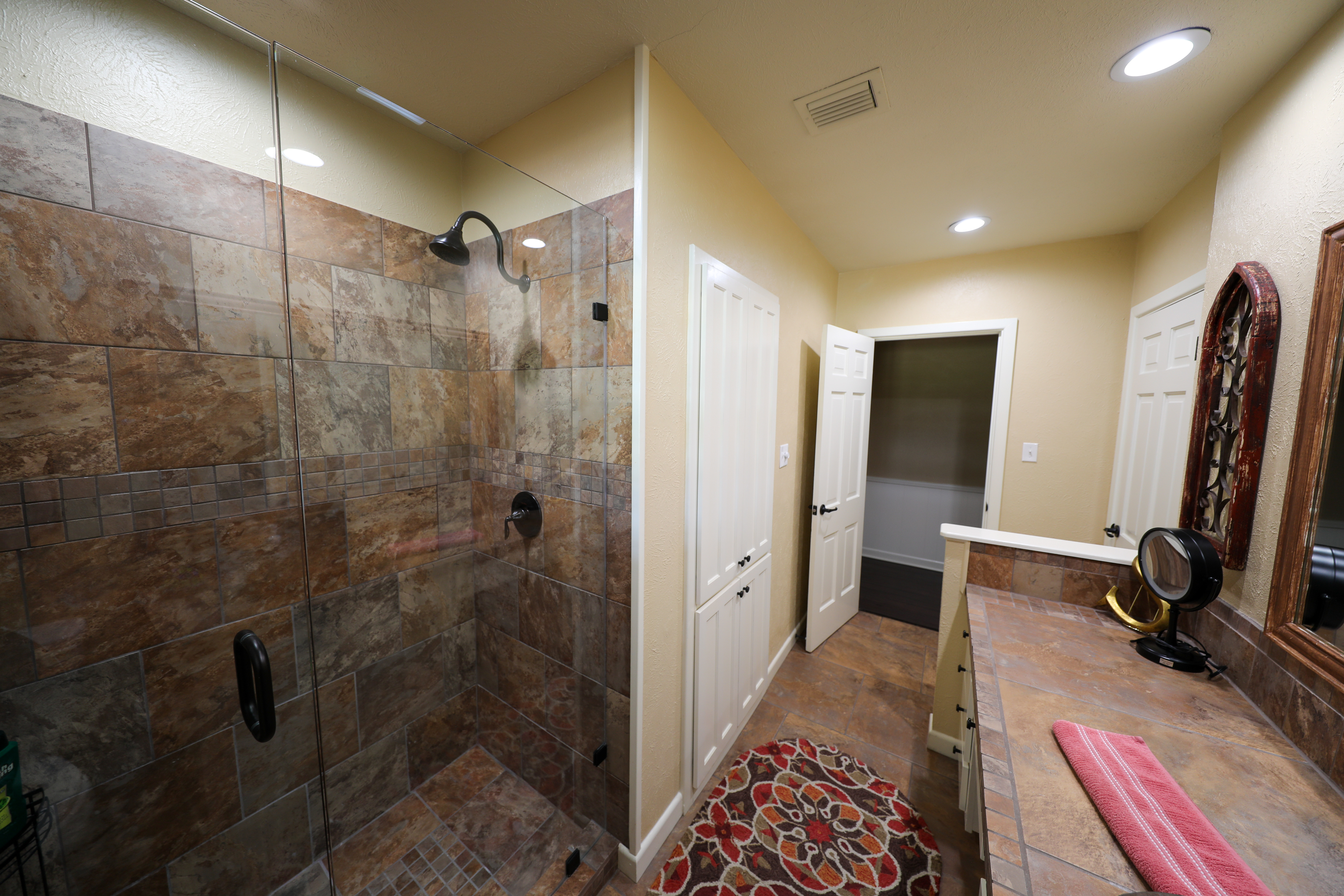 Pittsburg, Texas, 75686, United States, 4 Bedrooms Bedrooms, ,3 BathroomsBathrooms,Residential,For Sale,1871323