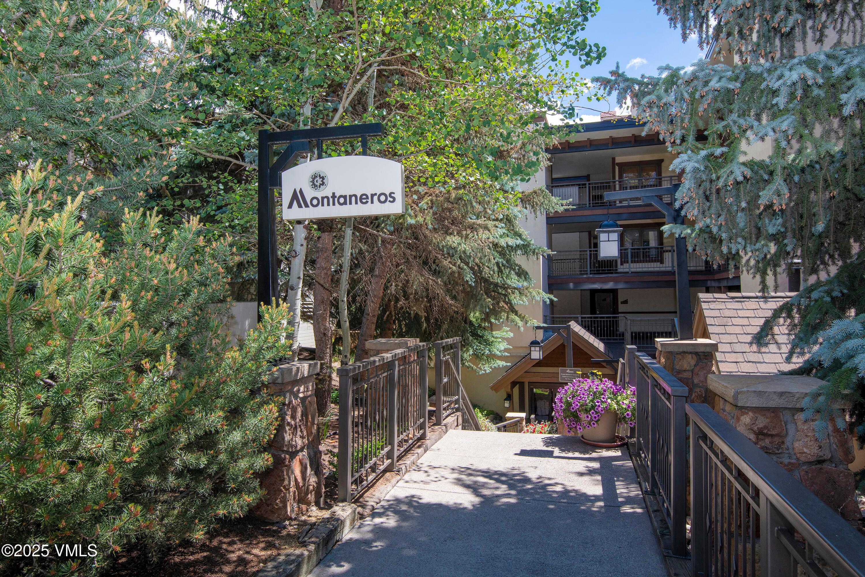 Vail, Colorado, 81657, United States, 2 Bedrooms Bedrooms, ,2 BathroomsBathrooms,Residential,For Sale,1849878