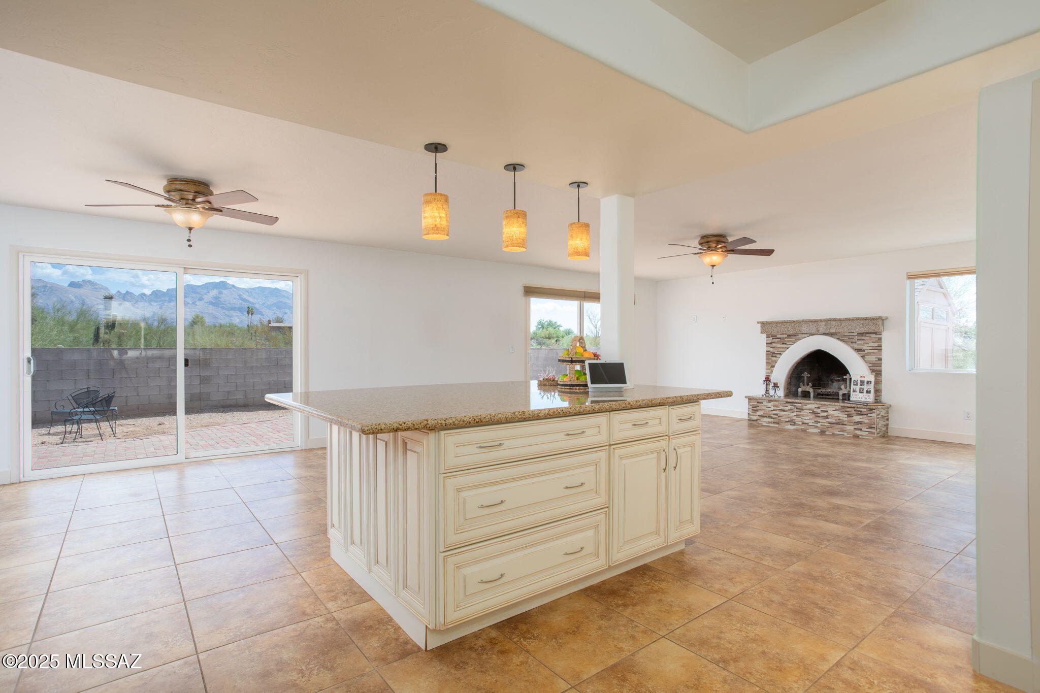 Tucson, Arizona, 85704, United States, 3 Bedrooms Bedrooms, ,2 BathroomsBathrooms,Residential,For Sale,1885622