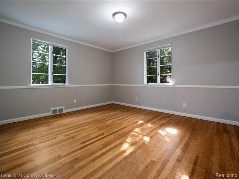 Inkster, Michigan, 48141, United States, 3 Bedrooms Bedrooms, ,3 BathroomsBathrooms,Residential,For Sale,1983266