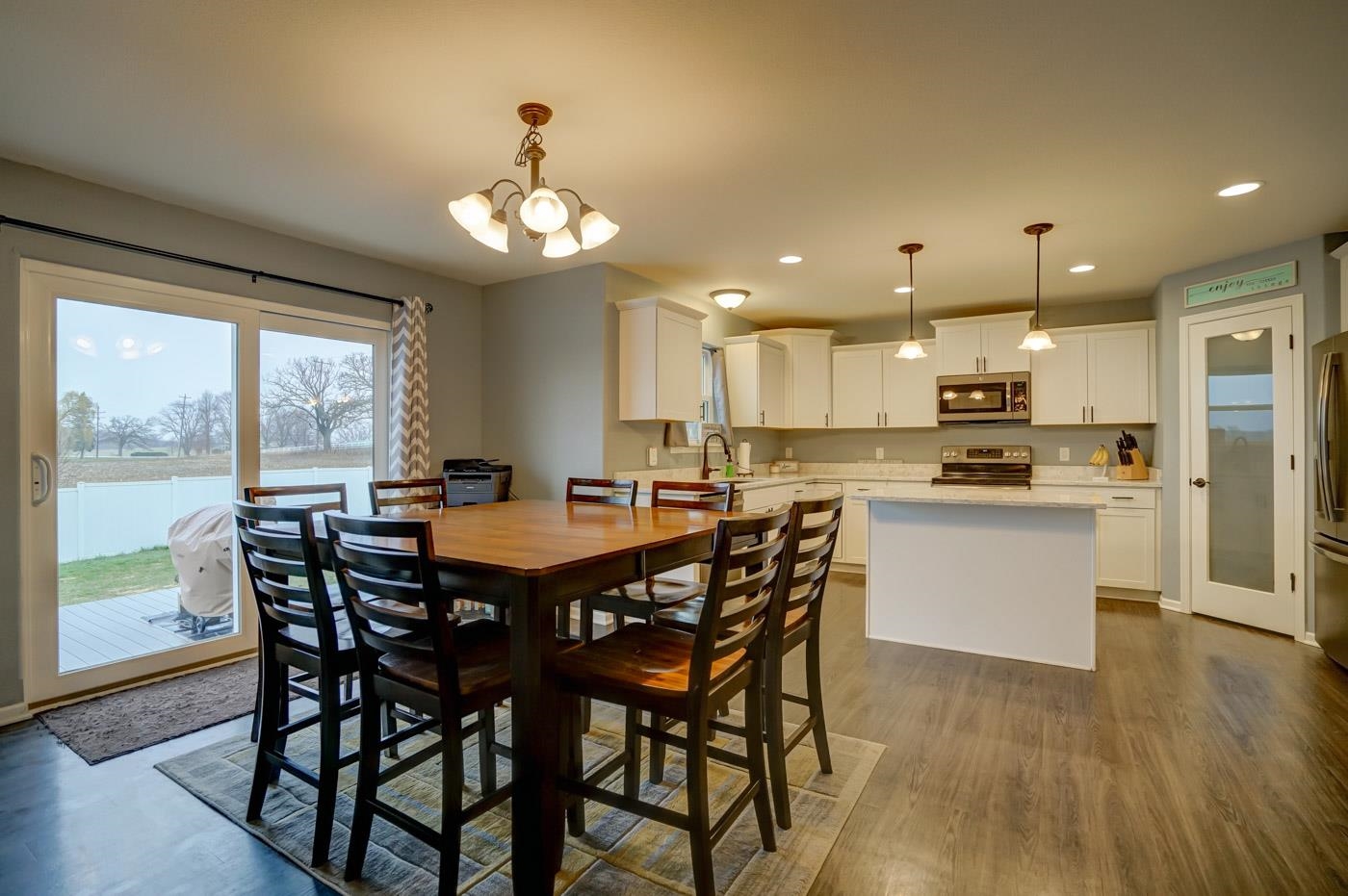 Fort Atkinson, Wisconsin, 53538, United States, 3 Bedrooms Bedrooms, ,4 BathroomsBathrooms,Residential,For Sale,1977230