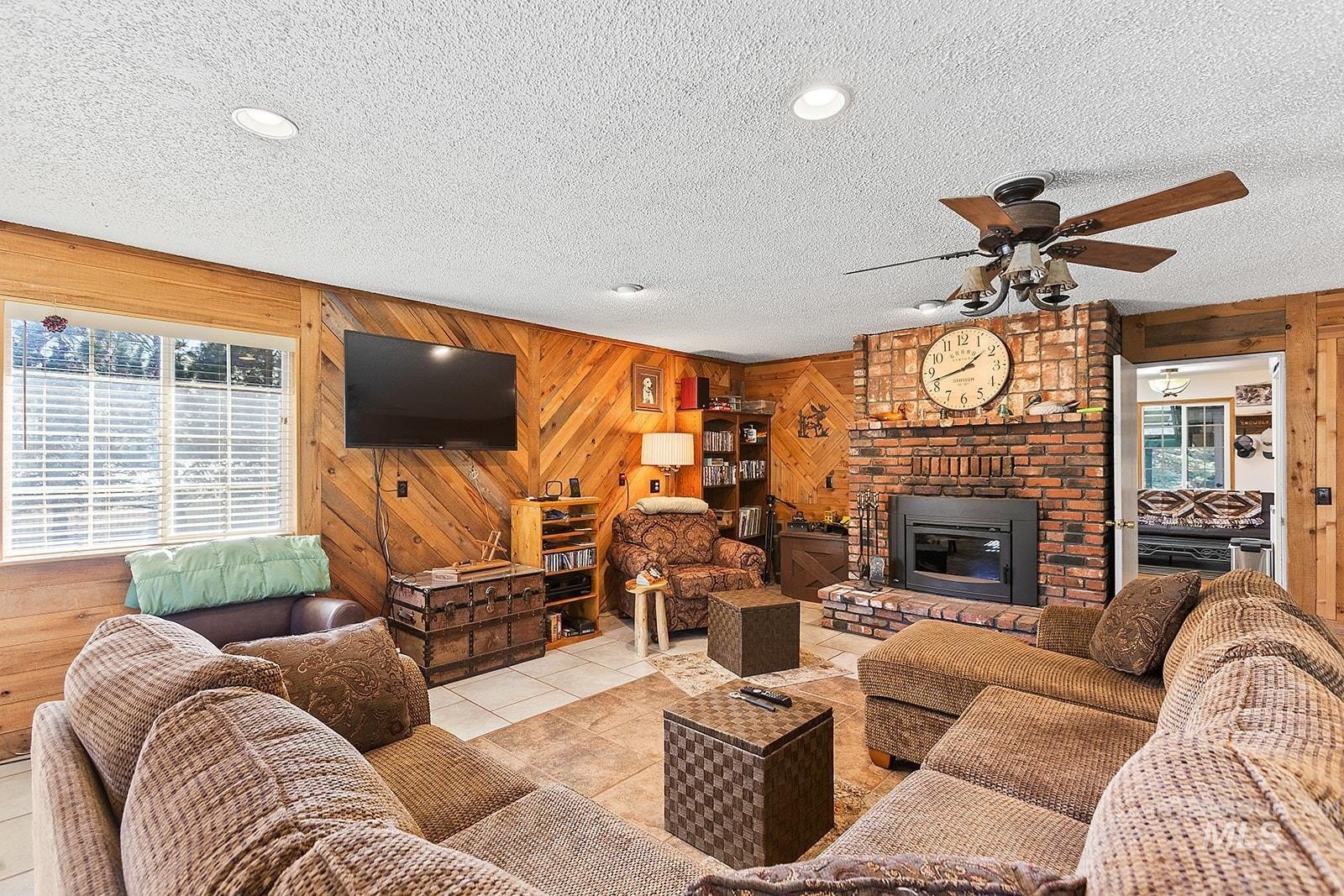 Winchester, Idaho, 83555, United States, 2 Bedrooms Bedrooms, ,2 BathroomsBathrooms,Residential,For Sale,1982672