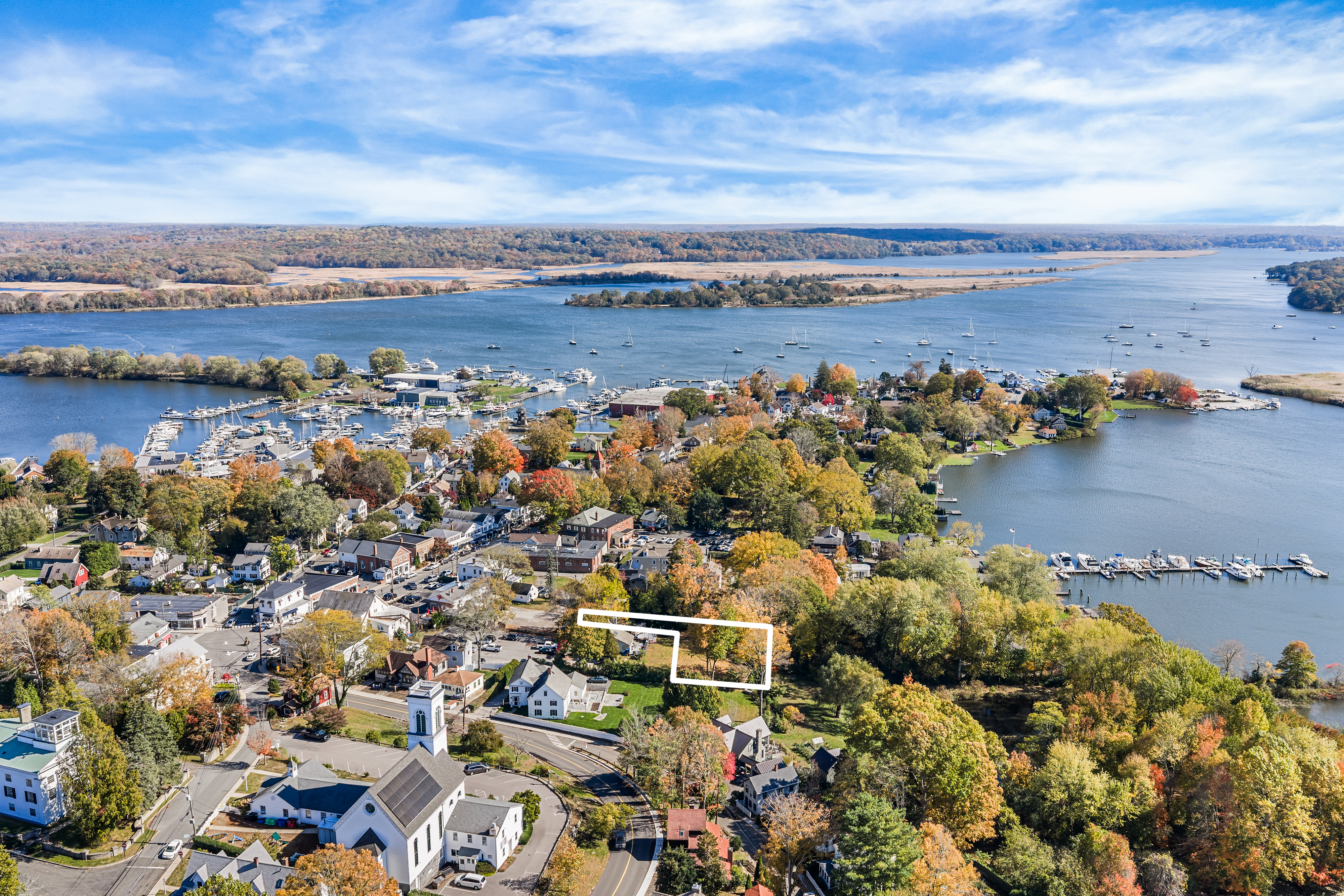  Build New in this Amazing Essex Village Location - 物件實景
