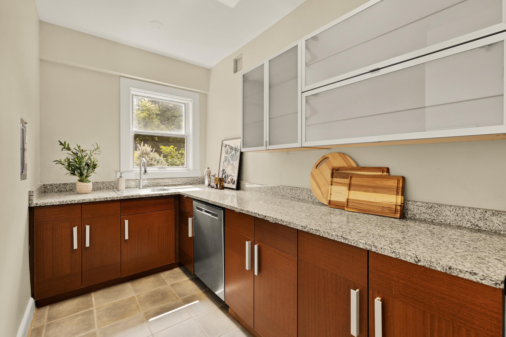  3901 Cathedral Avenue NW, Washington, DC, 20016 - 物件實景