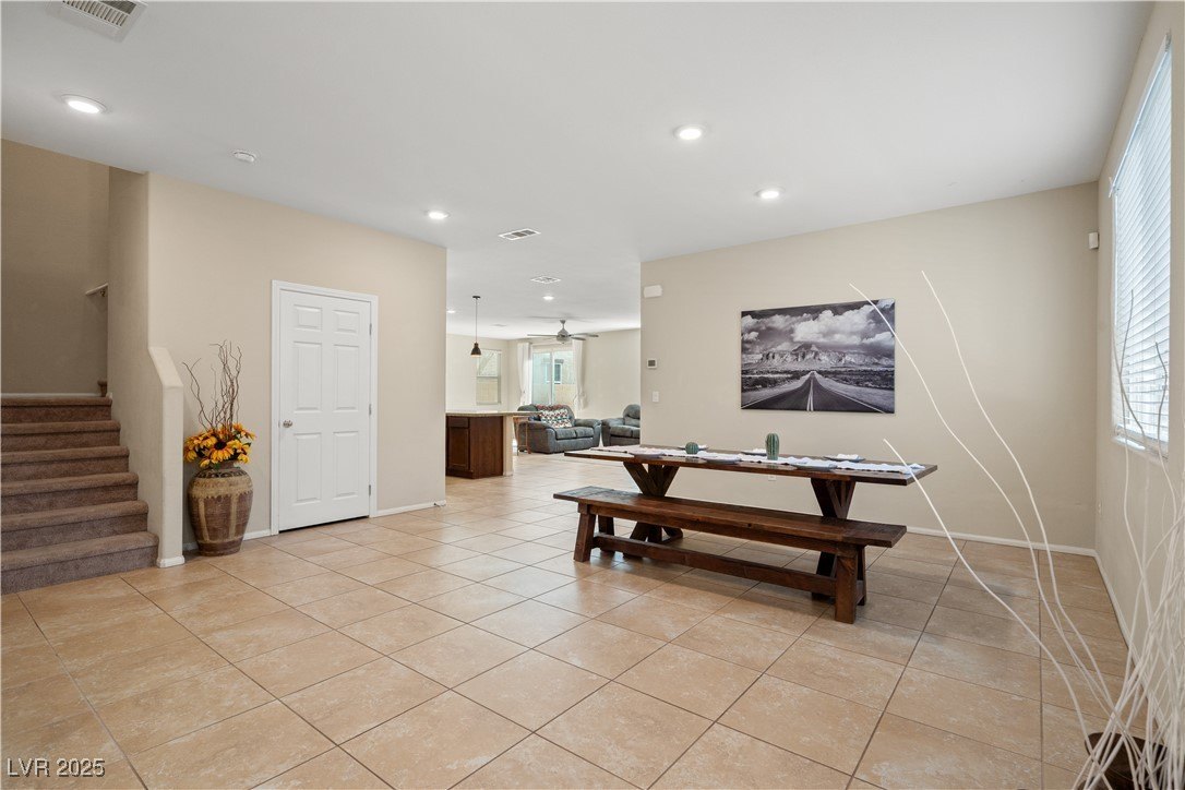 North Las Vegas, Nevada, 89031, United States, 5 Bedrooms Bedrooms, ,2 BathroomsBathrooms,Residential,For Sale,1983767