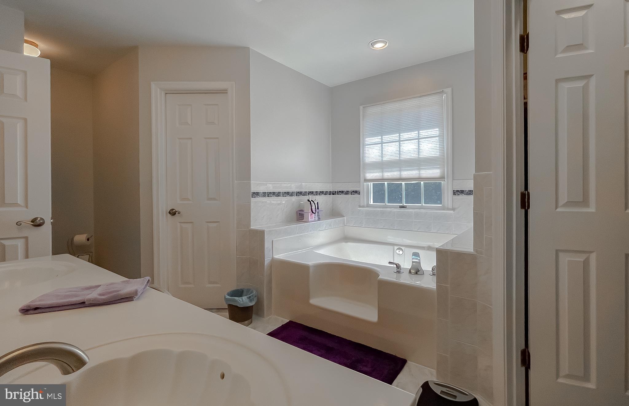 La Plata, Maryland, 20646, United States, 4 Bedrooms Bedrooms, ,4 BathroomsBathrooms,Residential,For Sale,1914193