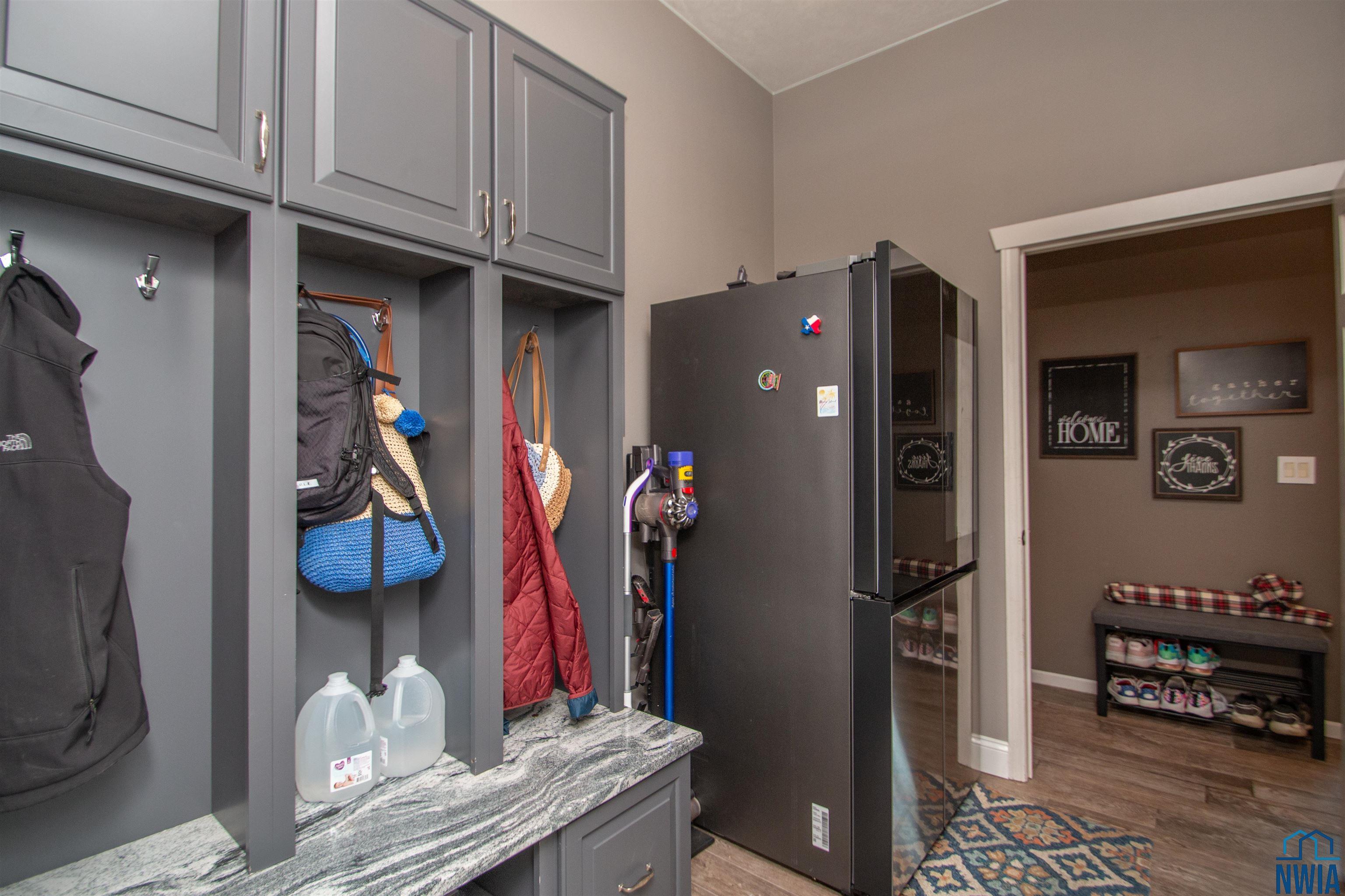 Sioux City, Iowa, 51106, United States, 5 Bedrooms Bedrooms, ,7 BathroomsBathrooms,Residential,For Sale,1976174