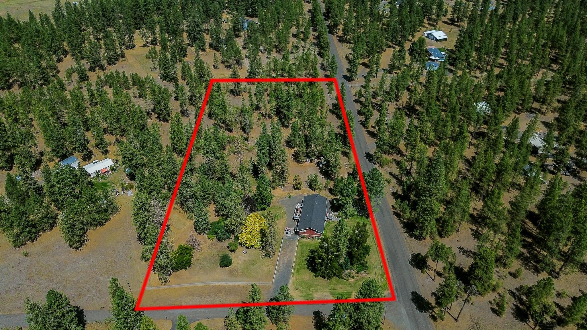 Medical Lake, Washington, 99022, United States, 5 Bedrooms Bedrooms, ,3 BathroomsBathrooms,Residential,For Sale,1901495