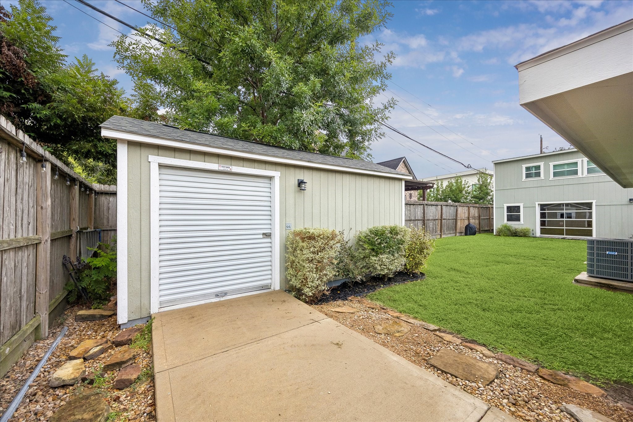  1413 Waseca Street - 物件實景