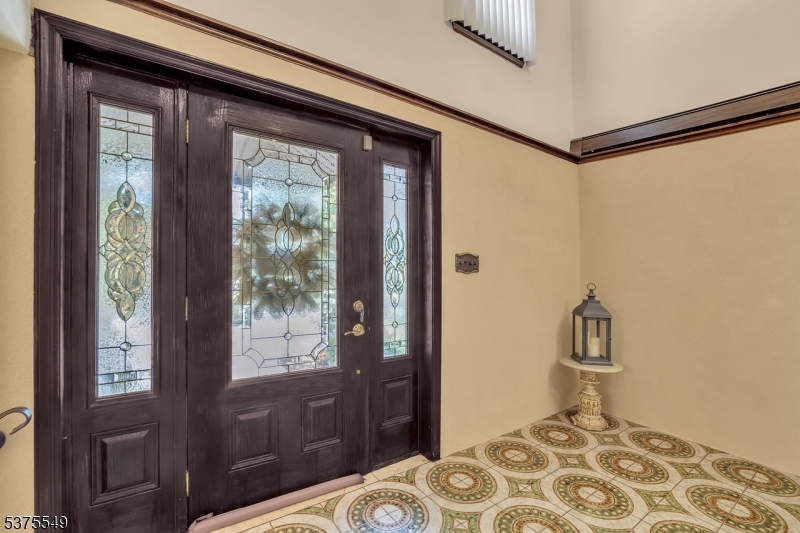 Nutley Twp., New Jersey, 07110, United States, 5 Bedrooms Bedrooms, ,4 BathroomsBathrooms,Residential,For Sale,1906796