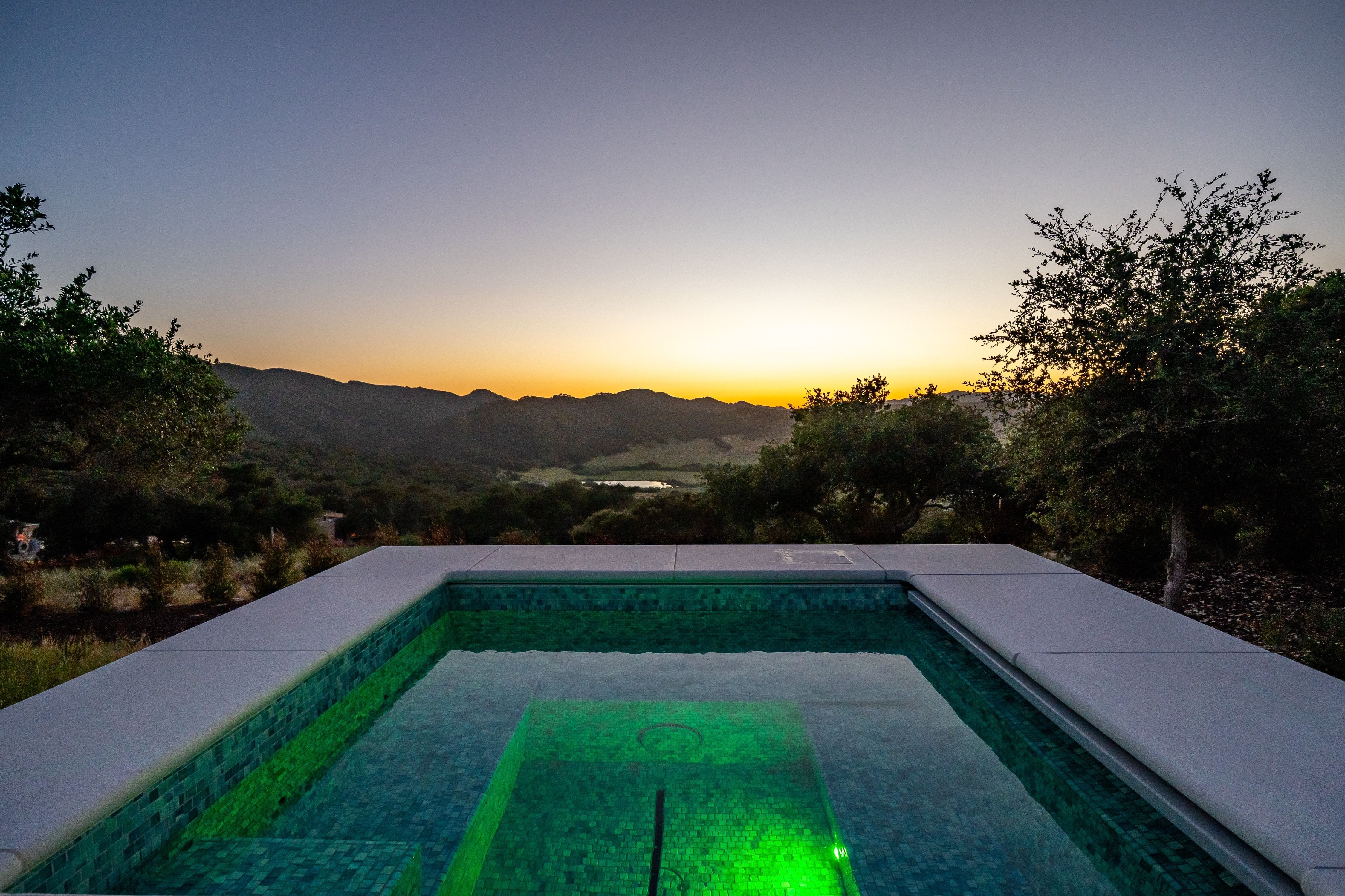  Refined Coastal Wine Country Living on 22 Private Acres - 物件實景