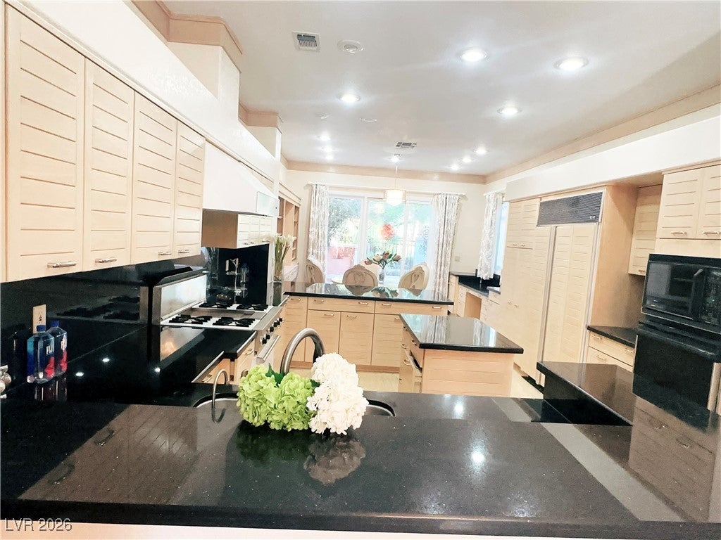 Las Vegas, Nevada, 89113, United States, 3 Bedrooms Bedrooms, ,3 BathroomsBathrooms,Residential,For Sale,2013017