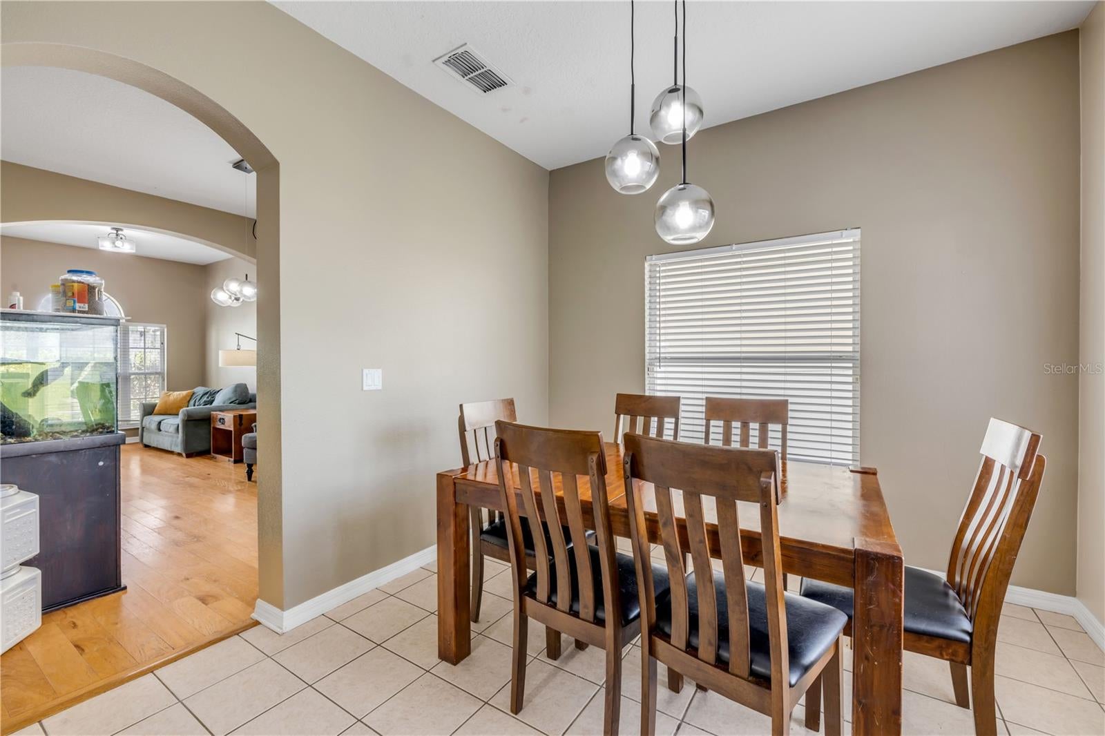 ORLANDO, Florida, 32835, United States, 4 Bedrooms Bedrooms, ,3 BathroomsBathrooms,Residential,For Sale,1885339