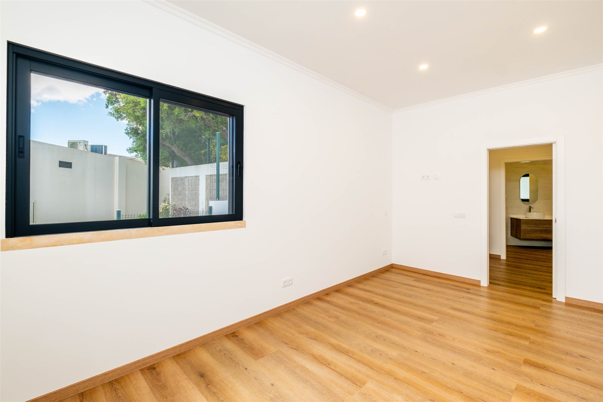  House, 5 bedrooms, for Sale - 物件實景