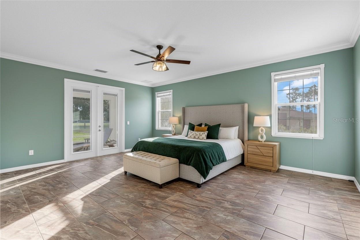 WEIRSDALE, Florida, 32195, United States, 5 Bedrooms Bedrooms, ,3 BathroomsBathrooms,Residential,For Sale,1979385