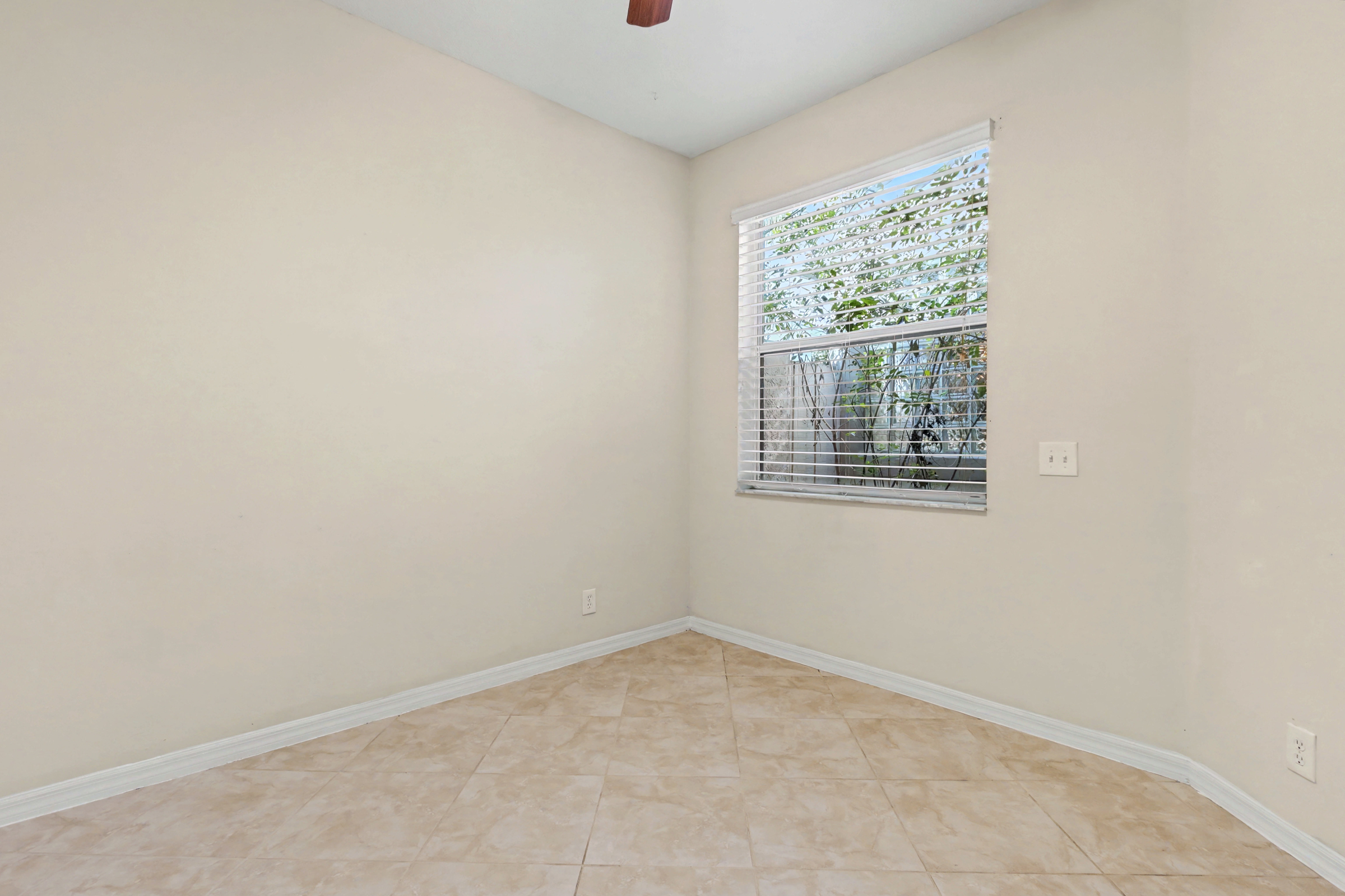  12123 NW 15th Ct, Coral Springs, FL, 33071 - 物件實景