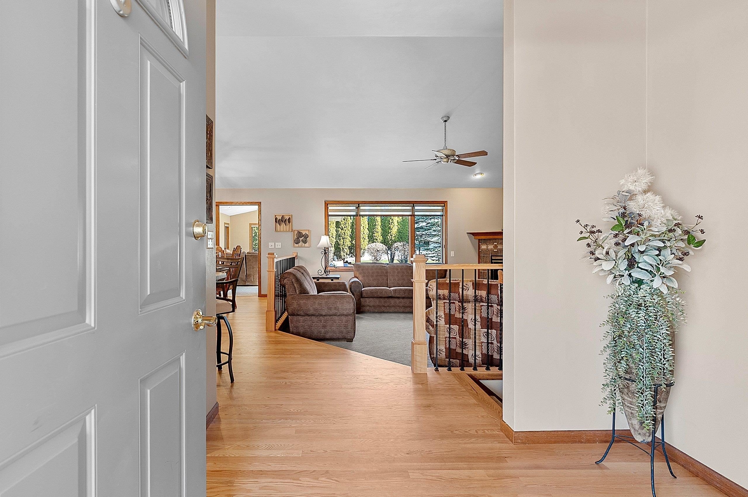 GREEN BAY, Wisconsin, 54313, United States, 4 Bedrooms Bedrooms, ,4 BathroomsBathrooms,Residential,For Sale,2048613