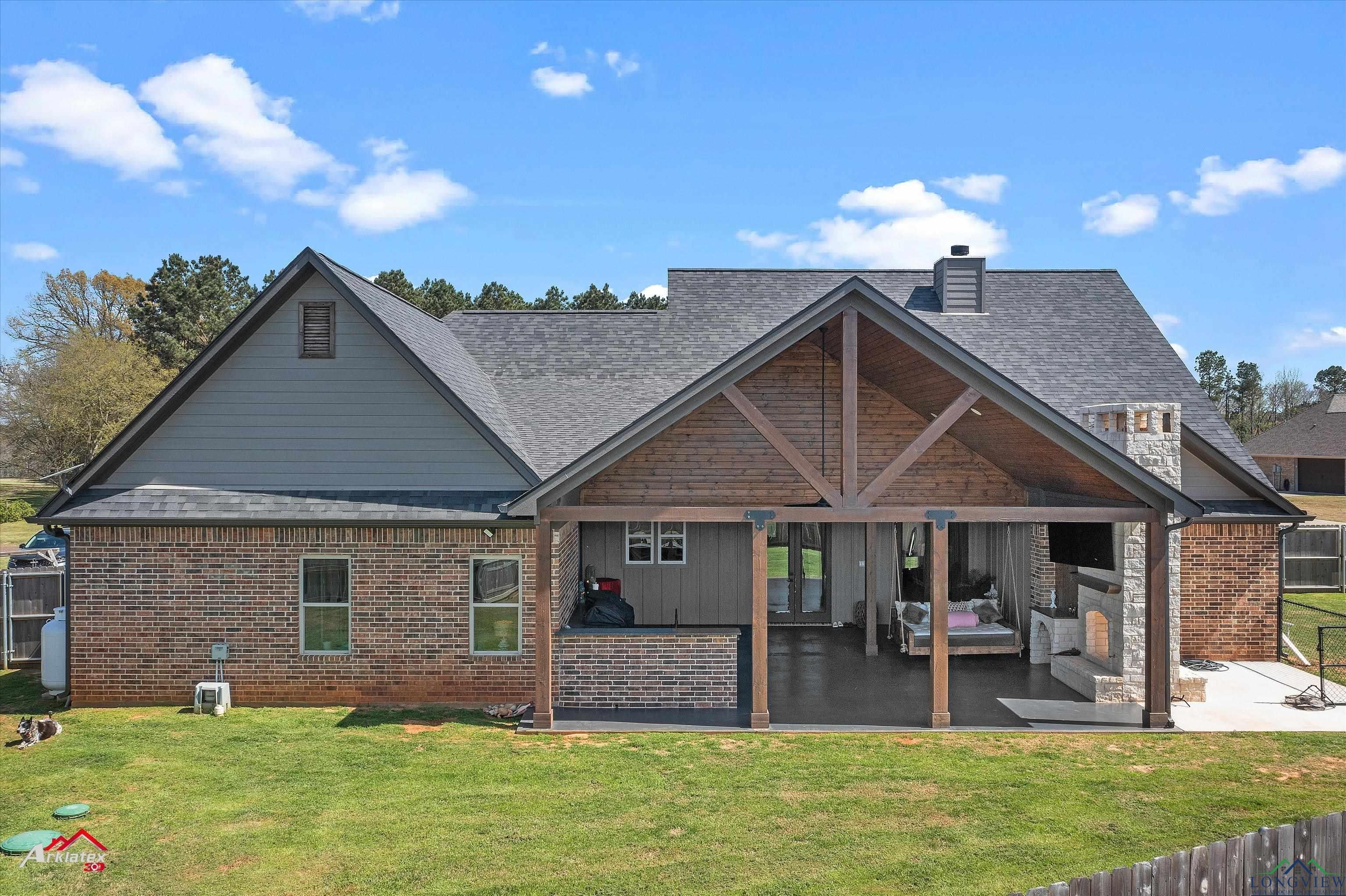 Hallsville, Texas, 75650-3511, United States, 4 Bedrooms Bedrooms, ,3 BathroomsBathrooms,Residential,For Sale,1980280