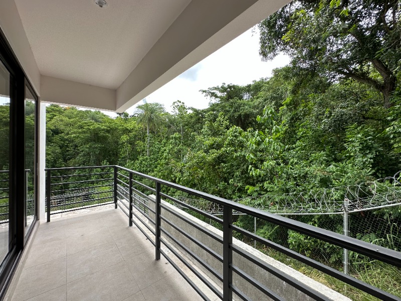Kingston 6, JM, 2 Bedrooms Bedrooms, ,3 BathroomsBathrooms,Residential,For Sale,1838933