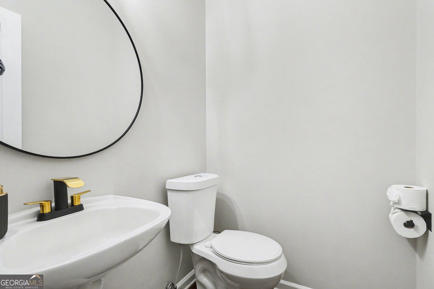 Johns Creek, Georgia, 30022, United States, 3 Bedrooms Bedrooms, ,3 BathroomsBathrooms,Residential,For Sale,2008993