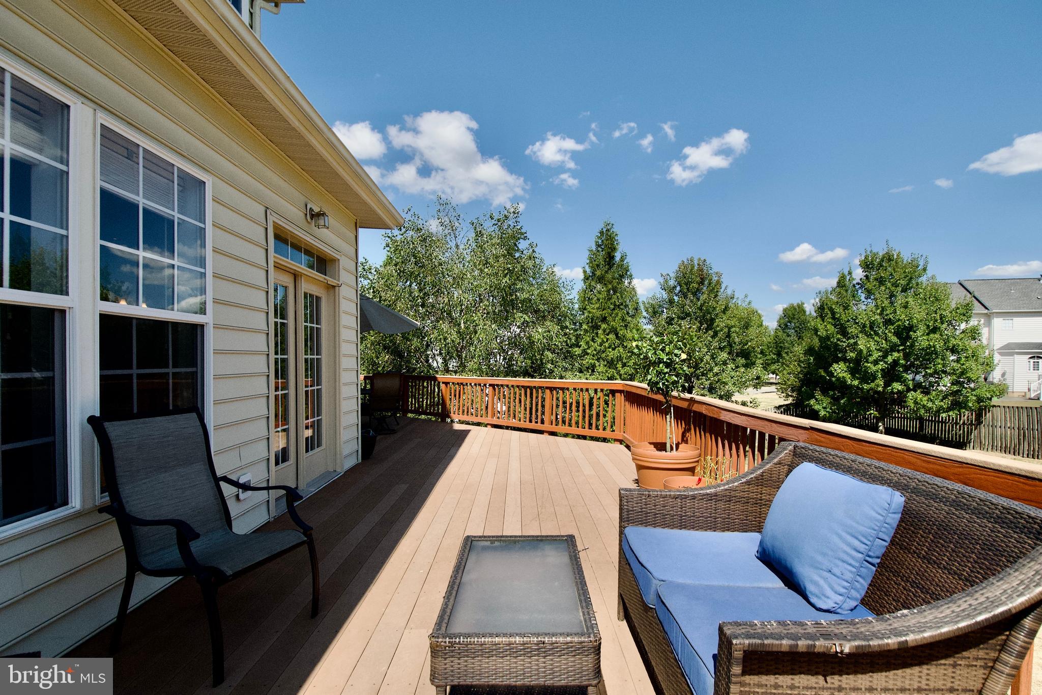 Aldie, Virginia, 20105, United States, 4 Bedrooms Bedrooms, ,5 BathroomsBathrooms,Residential,For Sale,1943897