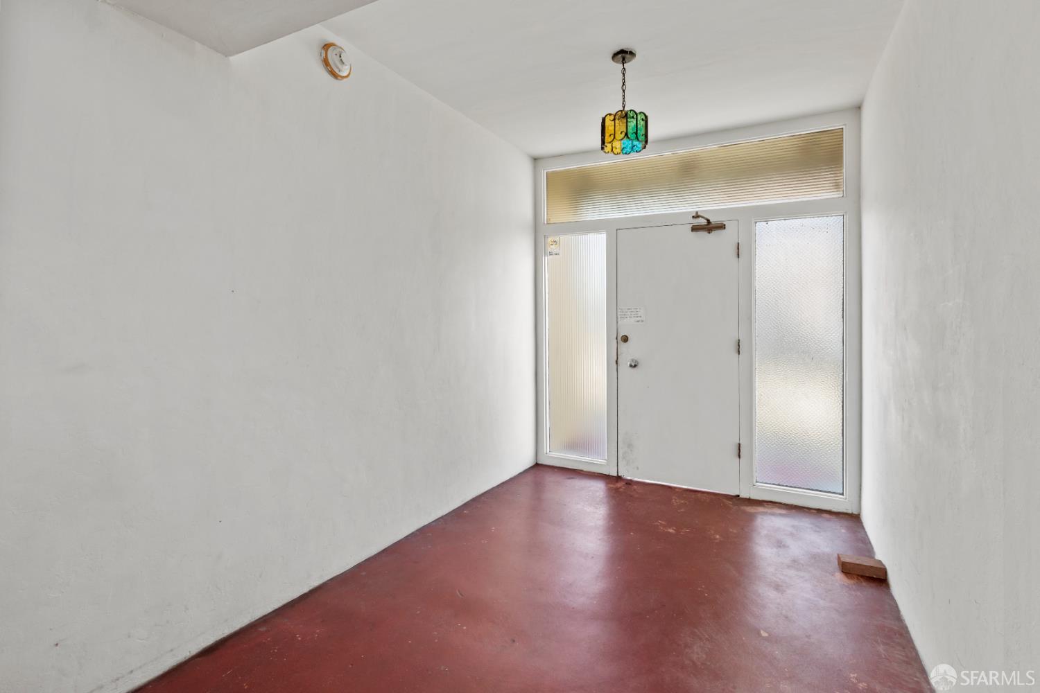 San Francisco, California, 94112, United States, 8 Bedrooms Bedrooms, ,Residential,For Sale,1999108