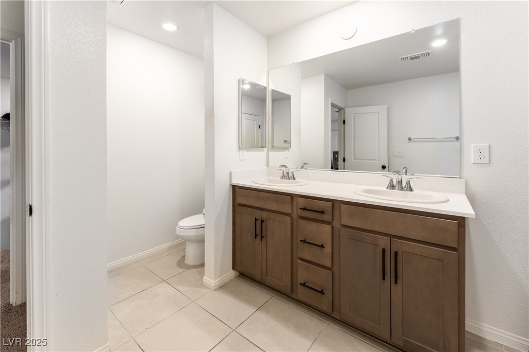 Las Vegas, Nevada, 89141, United States, 5 Bedrooms Bedrooms, ,4 BathroomsBathrooms,Residential,For Sale,1951084
