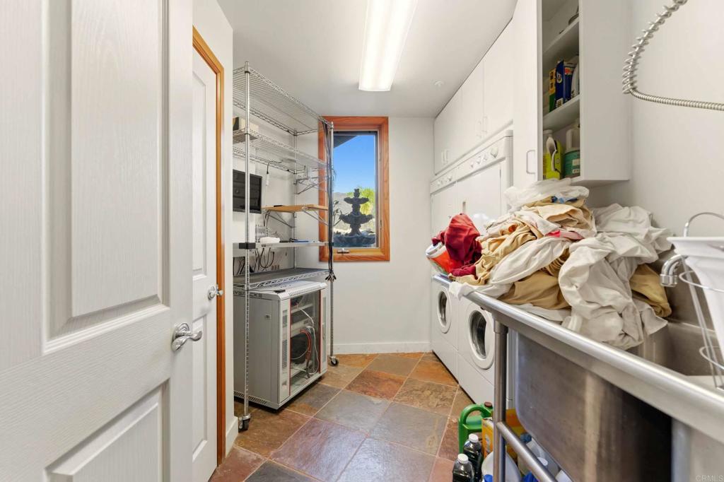 Jamul, California, 91935, United States, 5 Bedrooms Bedrooms, ,5 BathroomsBathrooms,Residential,For Sale,2005429