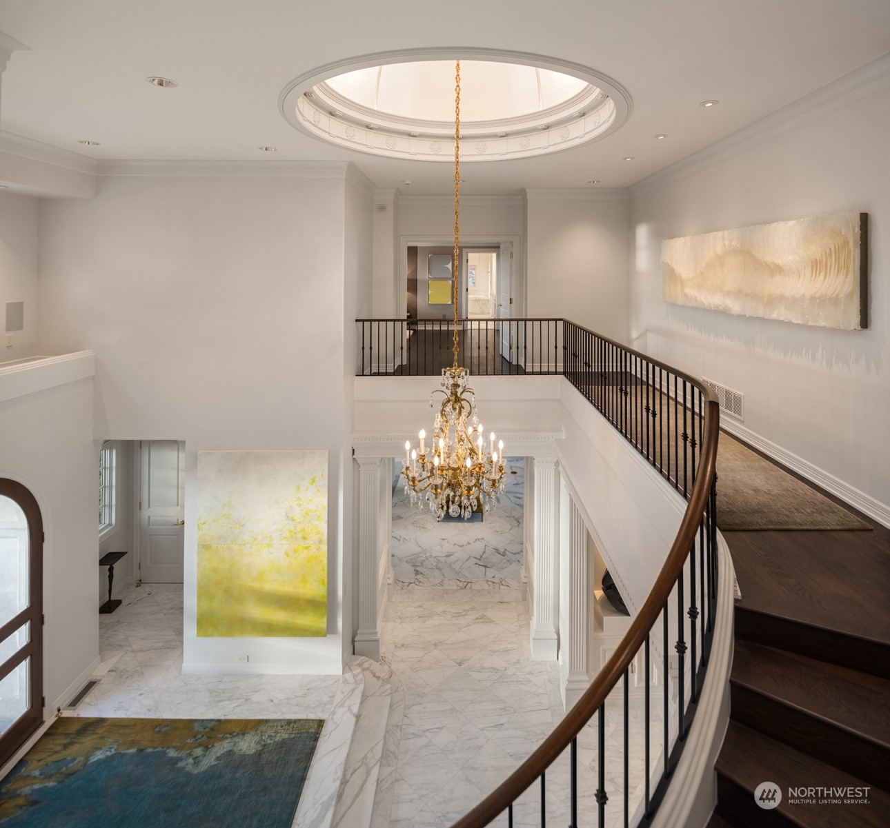 Clyde Hill, Washington, 98004, United States, 5 Bedrooms Bedrooms, ,4 BathroomsBathrooms,Residential,For Sale,1684635