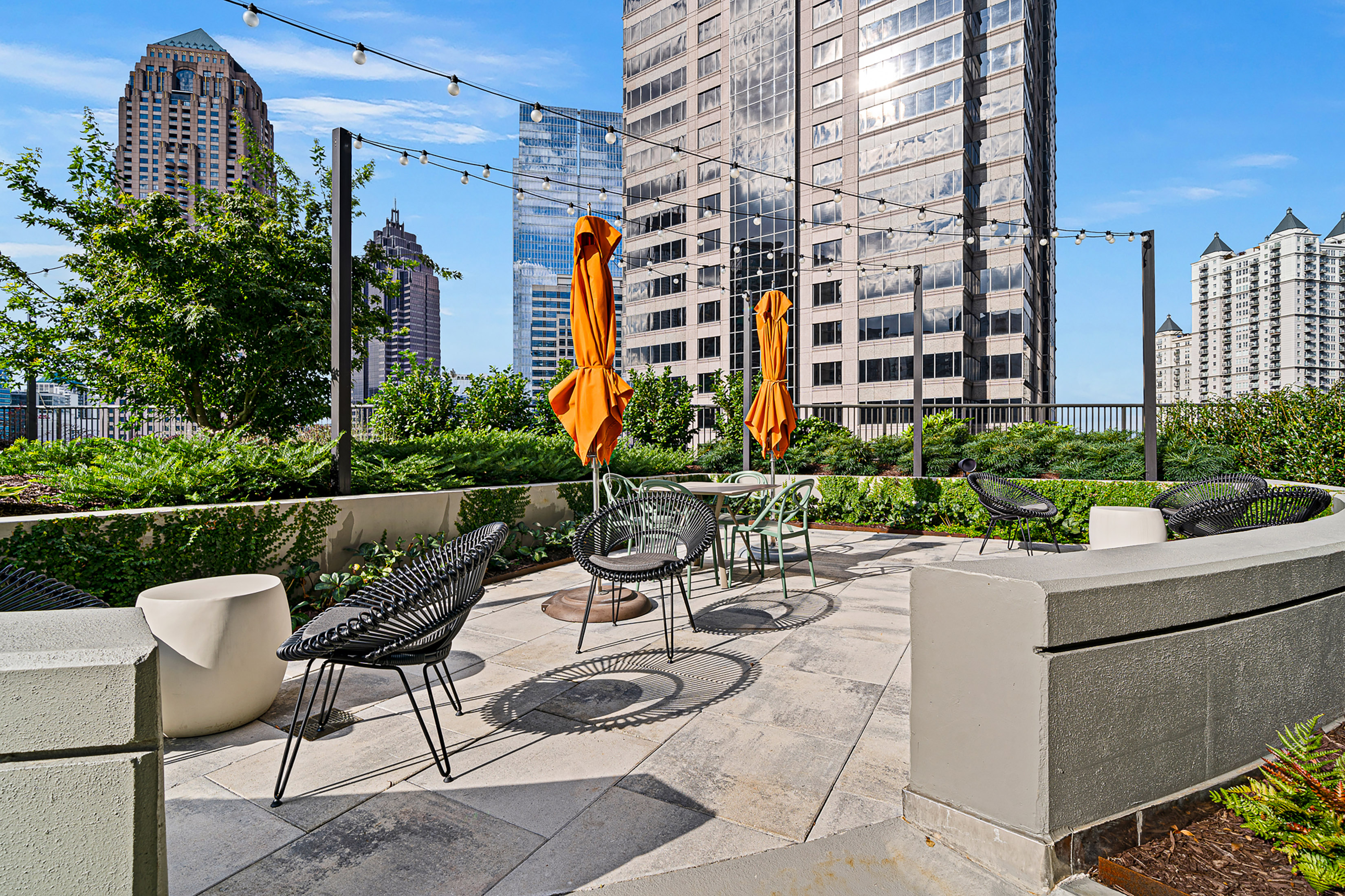  Exceptional Two Bedroom Residence at the Iconic 1010 Midtown - 物件實景