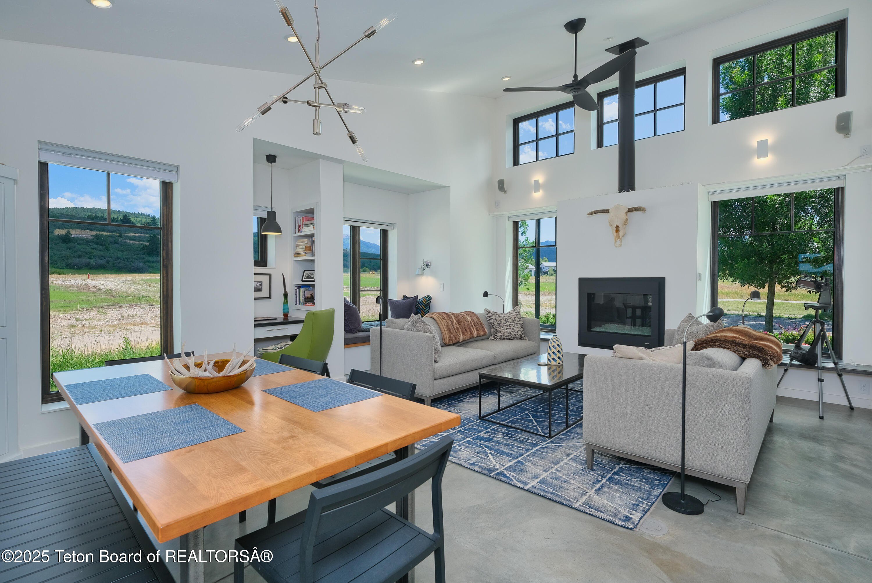 Victor, Idaho, 83455, United States, 4 Bedrooms Bedrooms, ,2 BathroomsBathrooms,Residential,For Sale,1895074