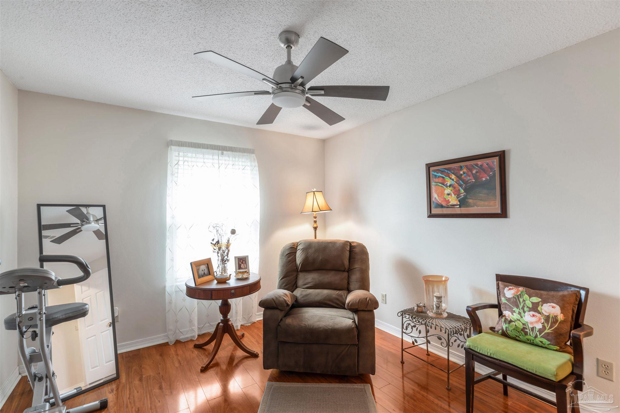 Gulf Breeze, Florida, 32563, United States, 4 Bedrooms Bedrooms, ,4 BathroomsBathrooms,Residential,For Sale,1847314