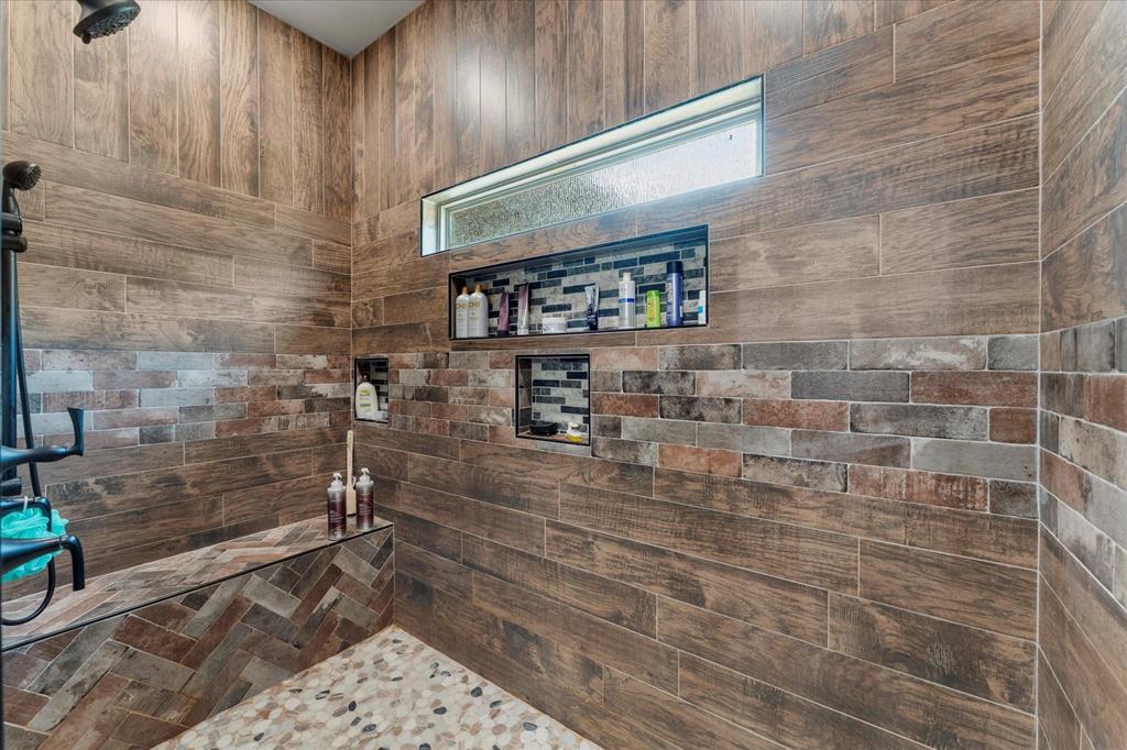 Rusk, Texas, 75785, United States, 1 Bedroom Bedrooms, ,3 BathroomsBathrooms,Residential,For Sale,1918158