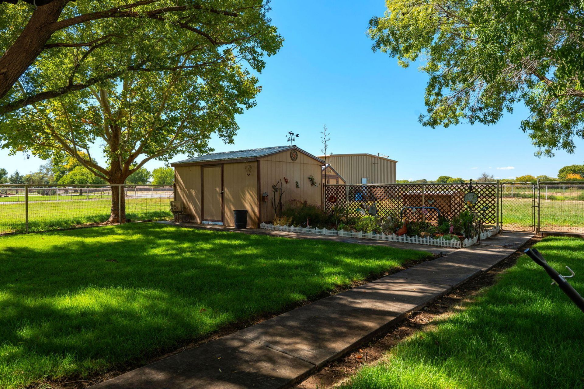 Del Norte Ct, Bosque Farms, NM 87068 #1