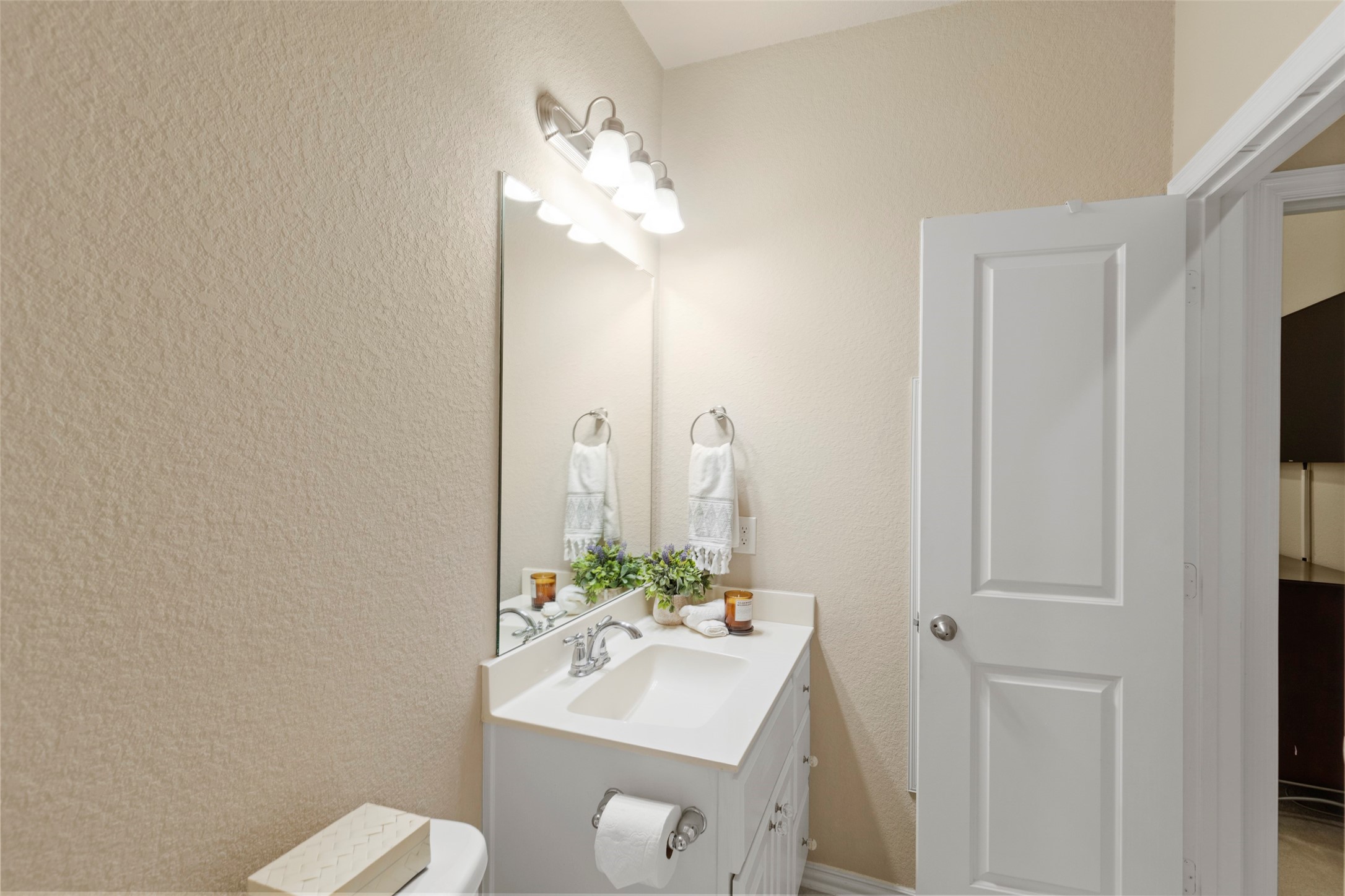 Richmond, Texas, 77407, United States, 4 Bedrooms Bedrooms, ,3 BathroomsBathrooms,Residential,For Sale,1883257