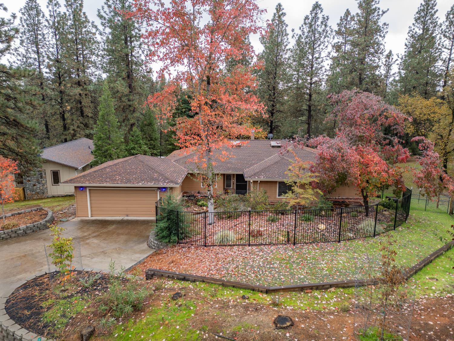Grass Valley, California, 95949, United States, 3 Bedrooms Bedrooms, ,3 BathroomsBathrooms,Residential,For Sale,1992571