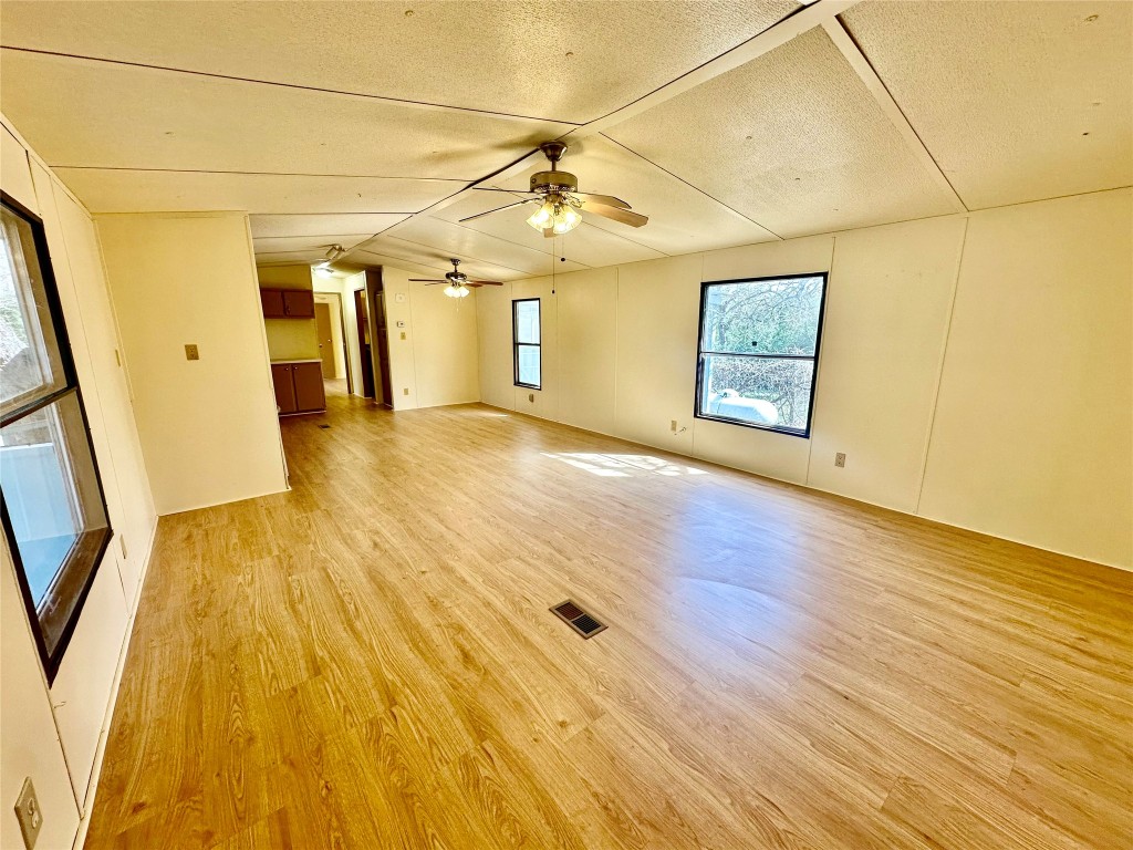 Lexington, Texas, 78947, United States, 3 Bedrooms Bedrooms, ,2 BathroomsBathrooms,Residential,For Sale,1804611