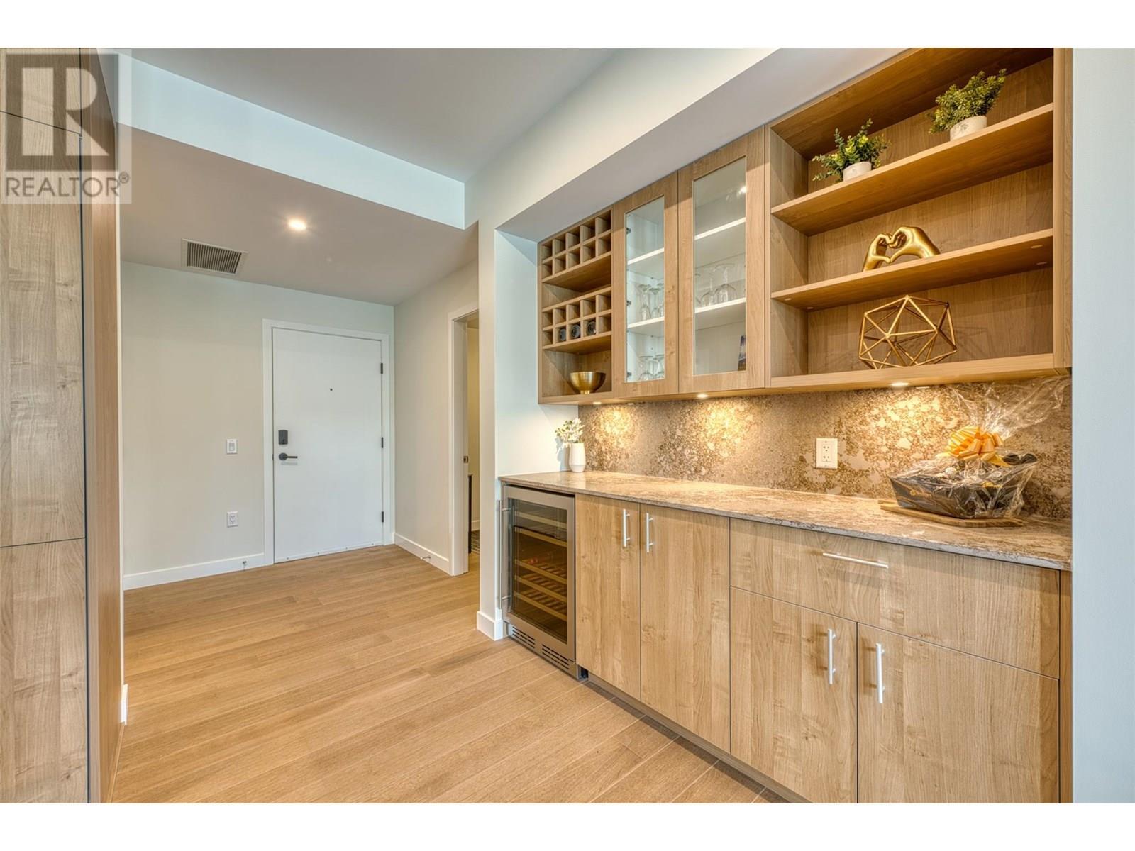 LAKE COUNTRY, British Columbia, V4V 0C4, CA, 2 Bedrooms Bedrooms, ,2 BathroomsBathrooms,Residential,For Sale,1896027
