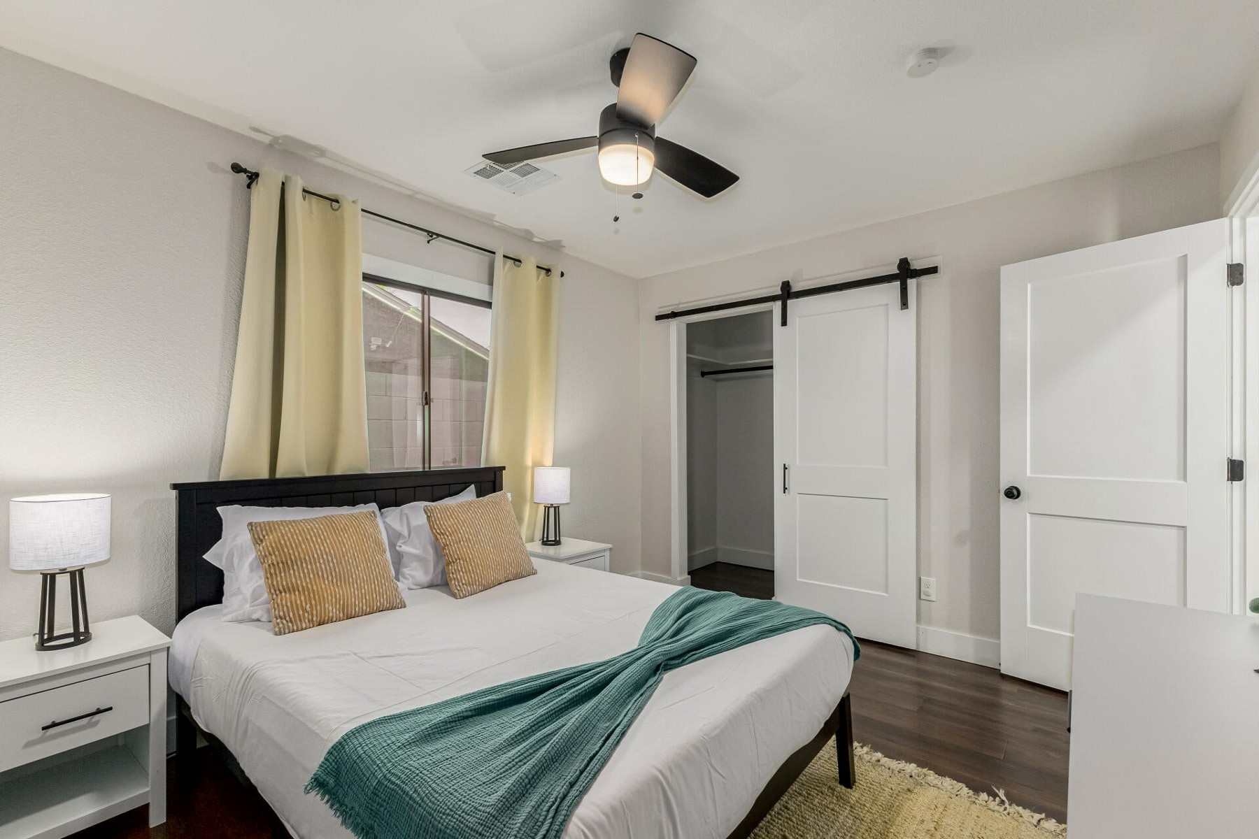  2407 S Allred Drive, Tempe, AZ 85282 - 物件實景