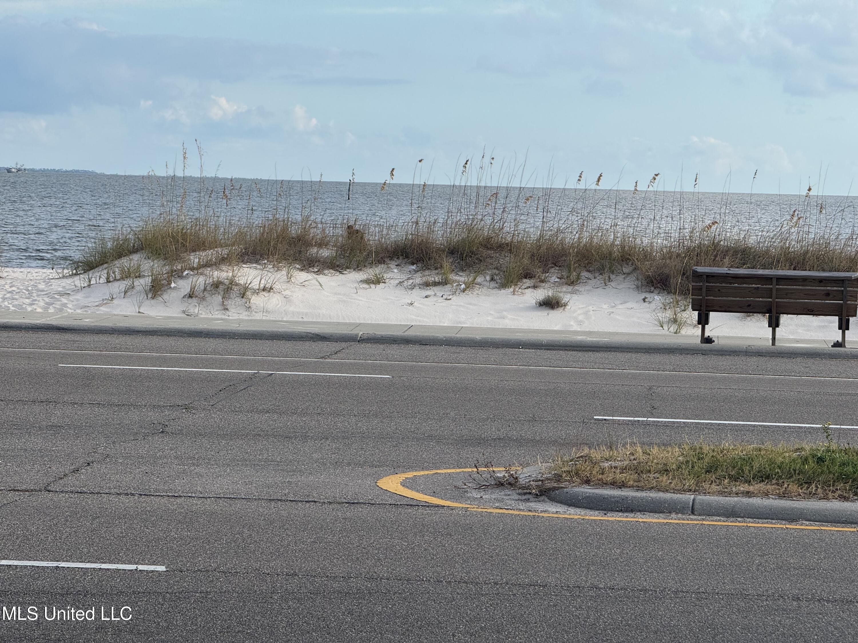 Pass Christian, Mississippi, 39571, United States, 4 Bedrooms Bedrooms, ,3 BathroomsBathrooms,Residential,For Sale,1966629