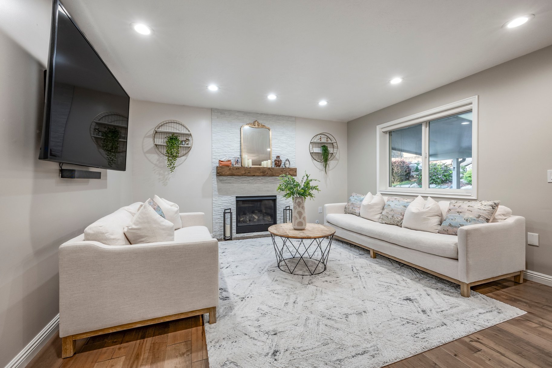  Farmington Rambler on Private Half-Acre with Incredible Views - 物件實景