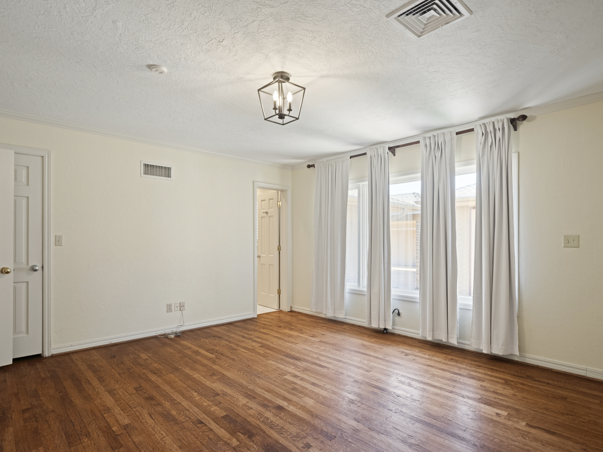 1802 Coventry Lane, Nichols Hills, OK 73120 - 物件實景