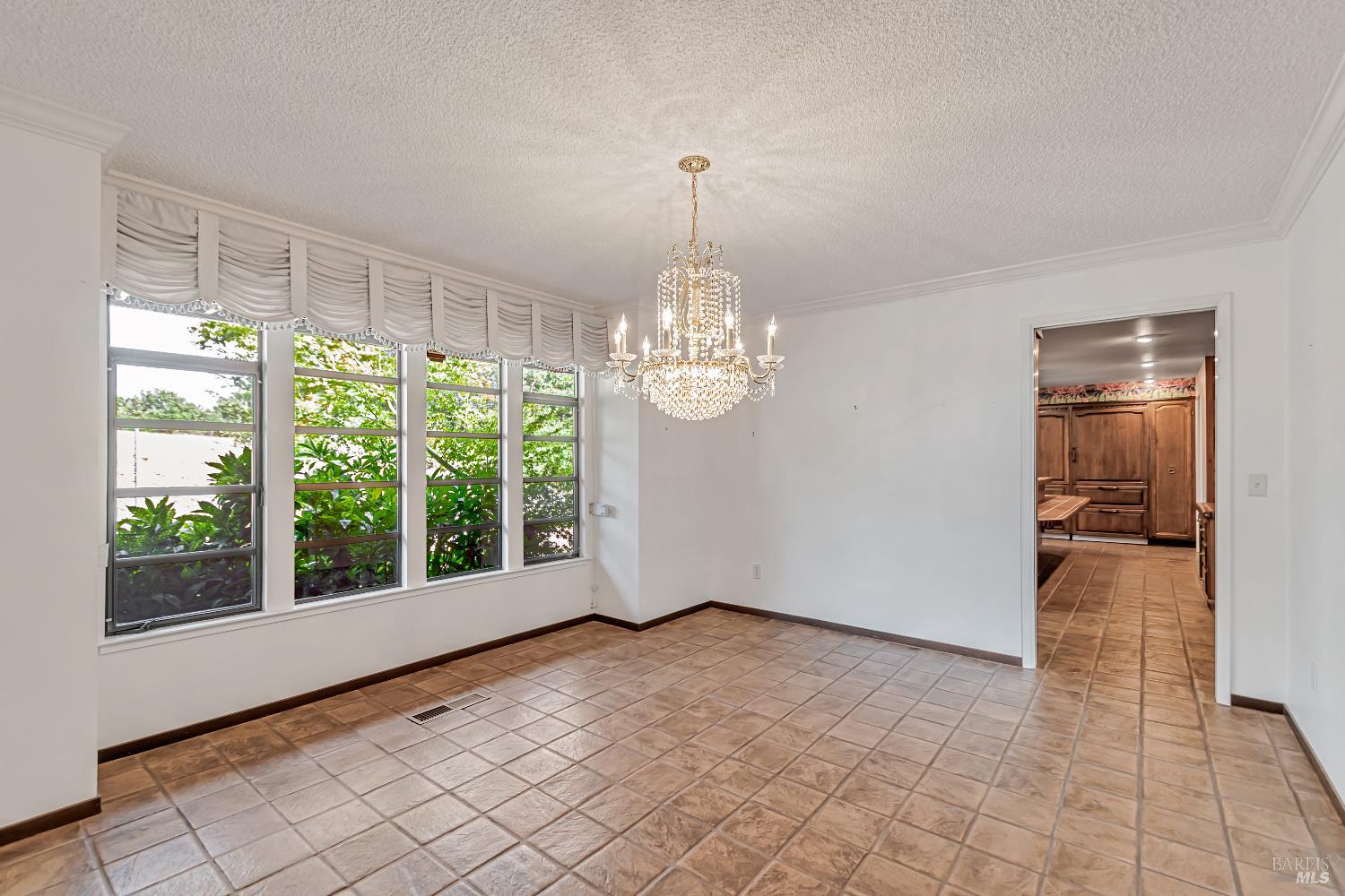 Sebastopol, California, 95472, United States, 3 Bedrooms Bedrooms, ,3 BathroomsBathrooms,Residential,For Sale,1895482