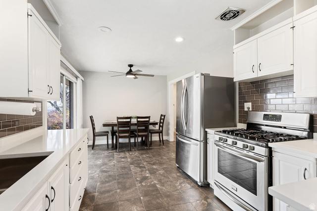 Bountiful, Utah, 84010, United States, 3 Bedrooms Bedrooms, ,3 BathroomsBathrooms,Residential,For Sale,1996735